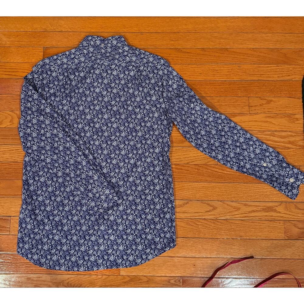 CREMIEUX Performance | Floral Trim Fit Button Up | Small - Picture 3 of 10